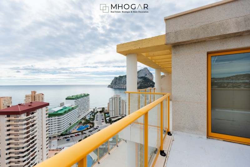 Calpe - Duplex Penthouse with Stunning Panoramic Views!
